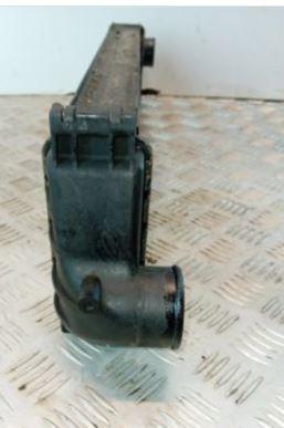 BMW 3 E36 1991-2000 sedan 1.7 TDS diesel MT 66 kW 1997  Intercooler (chladič nasávaného vzduchu) 2245512