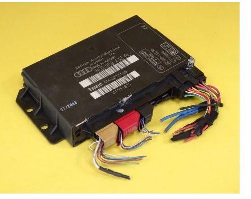 Audi A4 B6 2000-2004 combi 2.5 TDI diesel AT 132 kW 2004  Modul komfortu 8E0959433BC