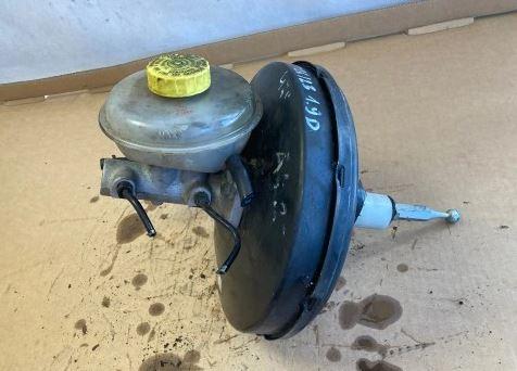 Audi A4 B5 1994-2001 combi 1.9 TDI diesel MT 66 kW 1996  Servočerpadlo 8D0612105F