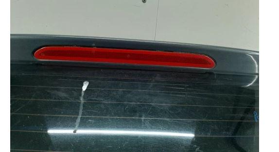 Volkswagen Passat B6 2005-2010 combi 1.9 TDI diesel 77 kW 2006 kod farby: LA7T Kapota zadná (kufor)
