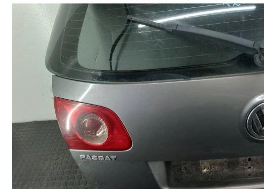 Volkswagen Passat B6 2005-2010 combi 1.9 TDI diesel 77 kW 2006 kod farby: LA7T Kapota zadná (kufor)