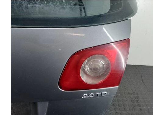 Volkswagen Passat B6 2005-2010 combi 1.9 TDI diesel 77 kW 2006 kod farby: LA7T Kapota zadná (kufor)