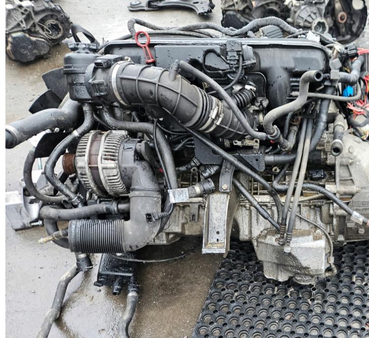 BMW 5 E39 1996-2003 sedan 2.8 petrol MT 142 kW /193HP   Motor benzín M52B28