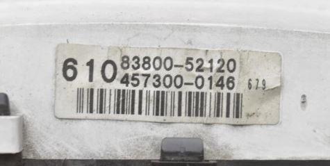 Toyota Yaris I 1999-2005 hatchback 1.0 16v petrol 50 kW 2001  Prístrojová doska 83800-52120