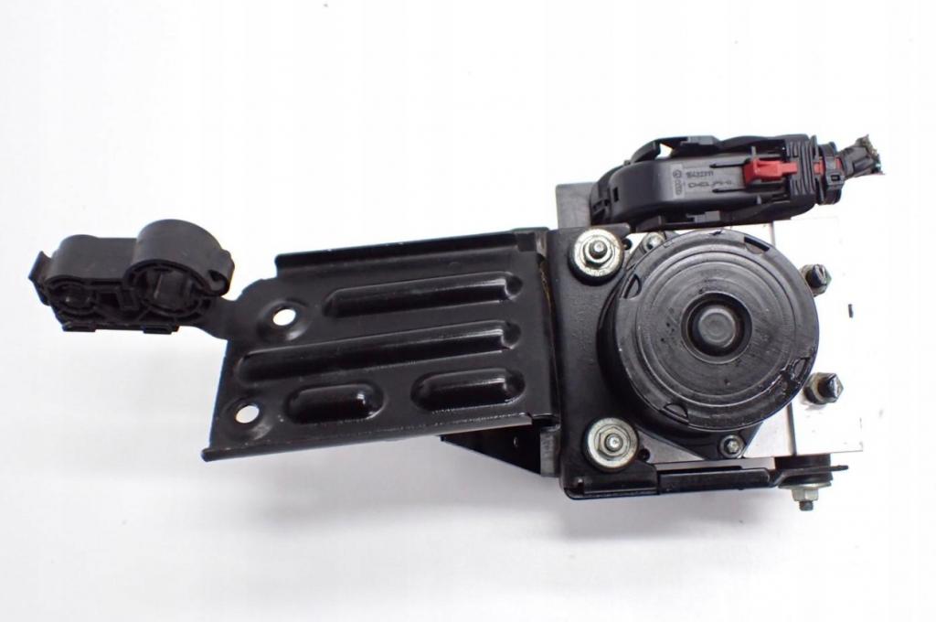 Volkswagen Polo V 6R 2009-2017 hatchback 1.2 petrol MT 44 kW 2009  Pumpa ABS 6R0907379BC 6Q0907379AF 6R0614517AN
