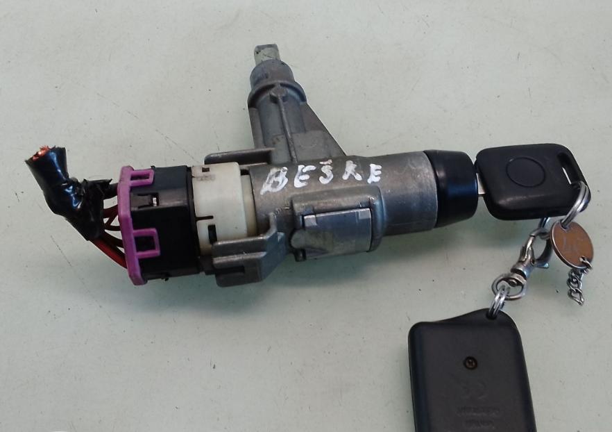 Audi 80 B4 1991-1994 sedan 2.0 8v petrol MT 85 kW 1992  Spínacia skrinka 893905851