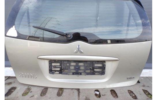 Mitsubishi Grandis hatchback 2.0 DID diesel MT 100 kW 2006  Kapota zadná (kufor)