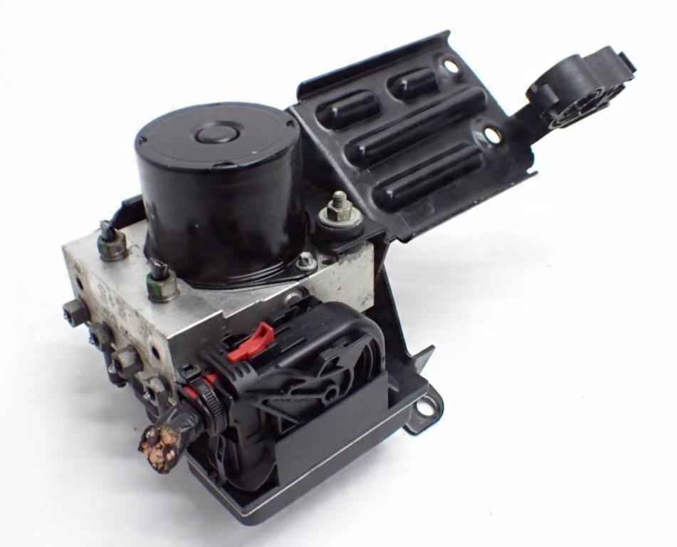 Volkswagen Polo V 6R 2009-2017 hatchback 1.2 petrol MT 44 kW 2009  Pumpa ABS 6R0907379BC 6Q0907379AF 6R0614517AN