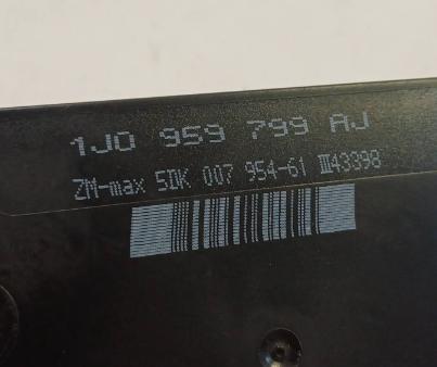 Volkswagen Passat B5 1995-2005 sedan 1.9 TDI diesel MT 81 kW 1999  Modul komfortu 1J0959799AJ
