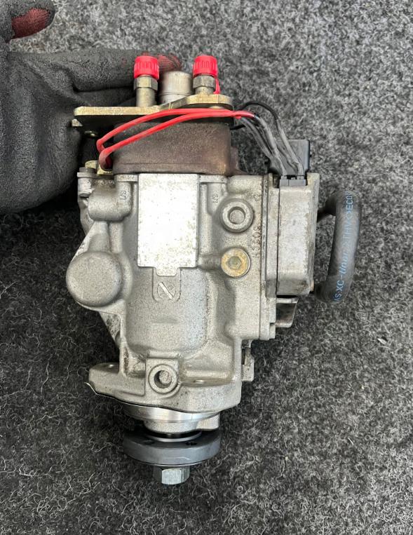 Ford Focus Mk1 1998-2004 hatchback 1.8 TDCI diesel MT 74 kW 2004  Vstrekovacie čerpadlo 0470004006 YS6Q9A543RD