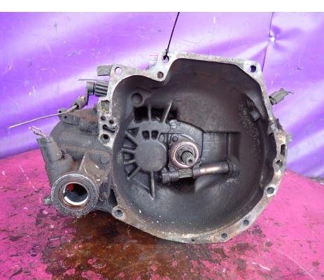 Chrysler Voyager III 1995-2000 hatchback 2.5 TD diesel MT 85 kW 1998  Prevodovka 4641750.A598