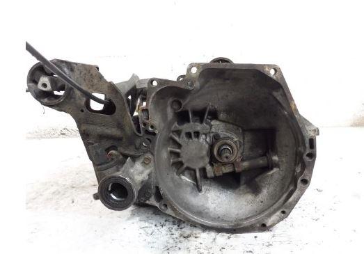 Chrysler Voyager III 1995-2000 hatchback 2.5 TD diesel MT 85 kW 2000  Prevodovka 4641750