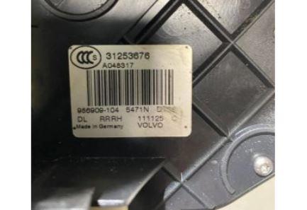 Volvo V70 III 2007-2016 combi 2.0 D diesel MT 100 kW 2008  Zámok dverí predný pravý 31253676 986909104