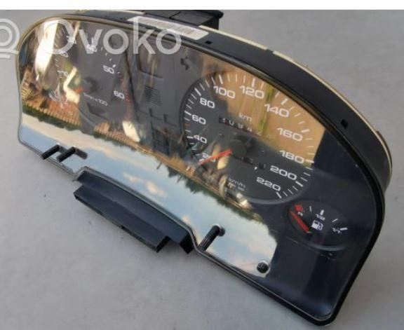 Audi 80 B4 1991-1994 sedan 1.9 TDI diesel MT 66 kW 1993  Prístrojová doska 8A0919033G 110008563002