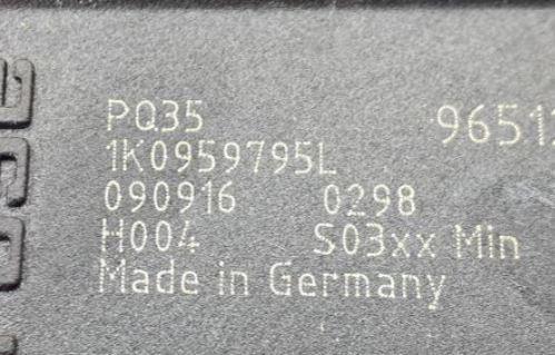 Volkswagen Passat B6 2005-2010 sedan 2.0 TDI diesel 103 kW 2007  Motorček okien predný ľavý 1K0959795L