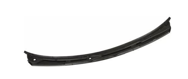 BMW 3 E46 1998-2007 sedan 2.8 24v petrol AT 142 kW 1999  Torpédo (plast pod čelným sklom) 51718208483