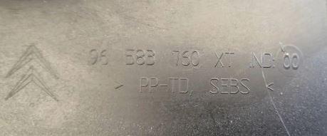 Citroen C4 I 2004-2011 hatchback 1.6 16v petrol MT 80 kW 2005  Torpédo (plast pod čelným sklom) 96583760XT