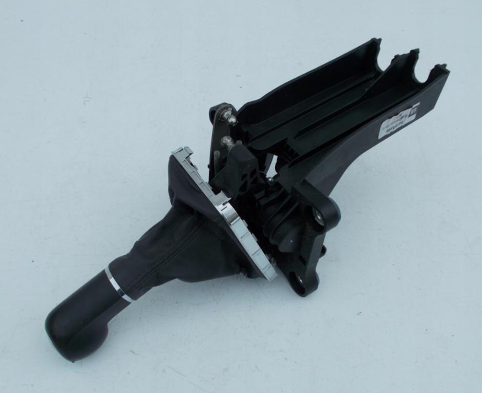 Opel Zafira B 2005-2014 hatchback 1.9 CDTI diesel MT 110 kW 2010  Rýchlostná páka (kulisa) 55351959