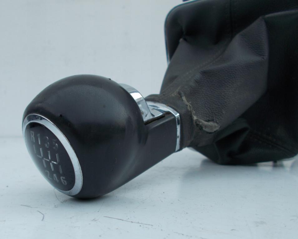 Opel Zafira B 2005-2014 hatchback 1.9 CDTI diesel MT 110 kW 2010  Rýchlostná páka (kulisa) 55351959