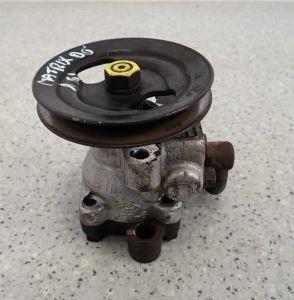 Hyundai Matrix hatchback 1.6 16v petrol 76 kW 2004  Servočerpadlo