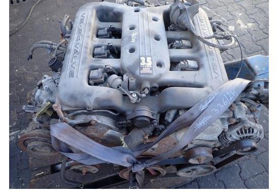Chrysler 300m sedan 3.5 V6 petrol AT 187 kW 2000  MOTOR A PRÍSLUŠENSTVO EGG