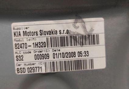 Kia Ceed I 2006-2012 hatchback 1.4 16v petrol MT 80.2 kW 2007  Mechanizmus sťahovania okna predný ľavý 82470-1H320