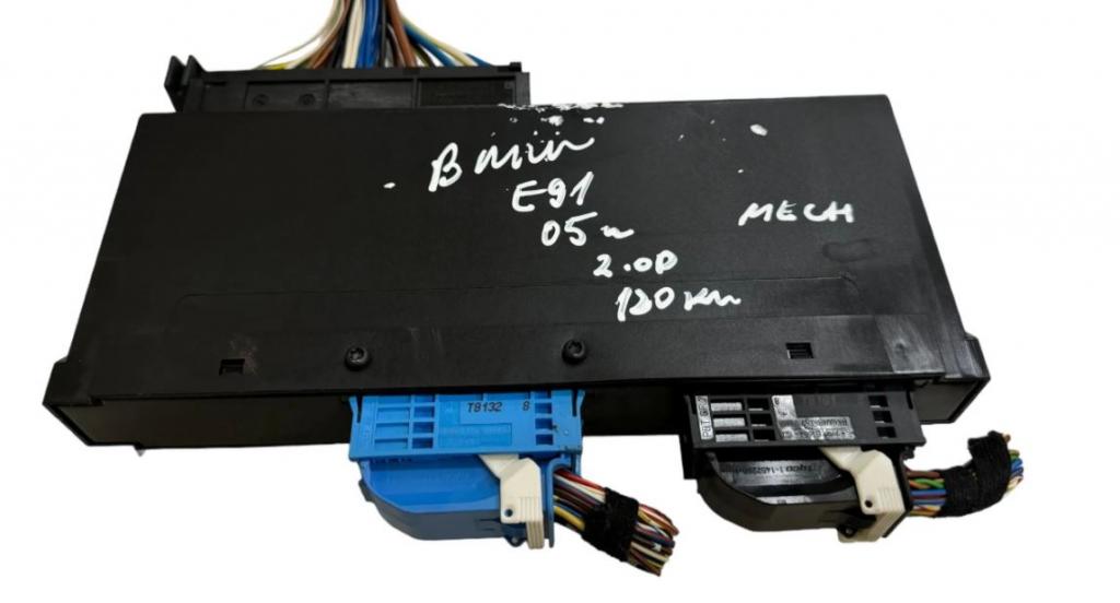 BMW 3 E90 2005-2013 sedan 2.0 diesel MT 120 kW 2006  Modul komfortu 6135698330701 10681810