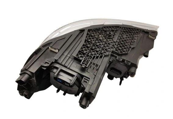 Skoda Octavia II 2004-2013 lift hatchback 1.9 TDI diesel MT 77 kW 2004  Svetlo predné pravé XENON 1Z1941016G