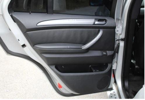 BMW X5 E53 1999-2006 hatchback 3.0 petrol MT 170 kW 2001  Tapacír dverí zadný ľavý