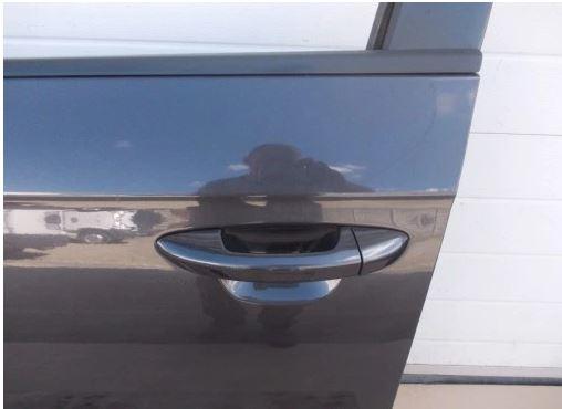 Volkswagen Passat B6 2005-2010 sedan 2.0 TDI diesel 103 kW 2007  Dvere predné ľavé