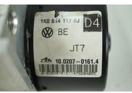 Volkswagen Golf VI 2008-2013 hatchback 2.0 TDI diesel MT 81 kW 2009  Pumpa ABS 1K0614117AJ 1K0907379AQ
