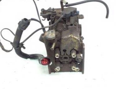 Ford Mondeo Mk2 1996-2000 sedan 1.8 TD diesel MT 66 kW 1998  Vstrekovacie čerpadlo 8448B043C 563949 9107202ZB
