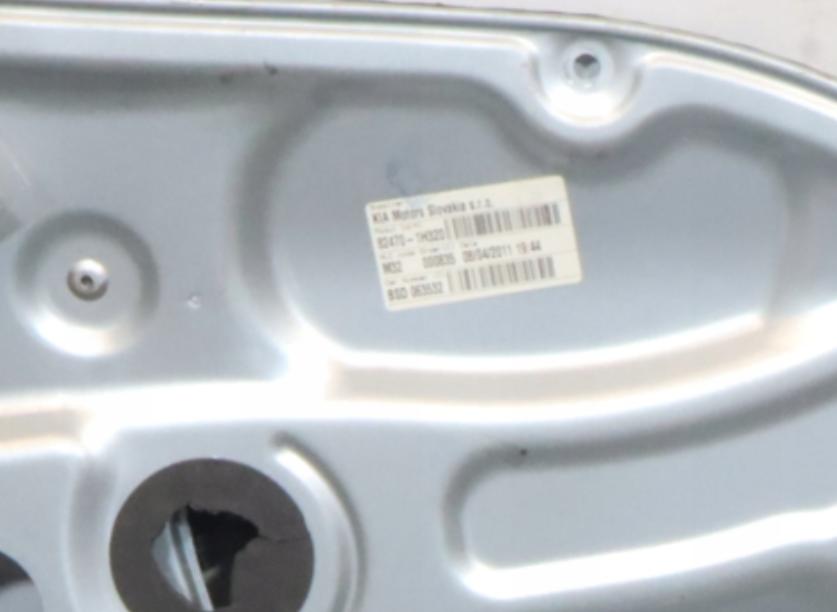 Kia Ceed I 2006-2012 hatchback 1.4 16v petrol MT 66 kW 2011  Mechanizmus sťahovania okna predný ľavý 82470-1H320
