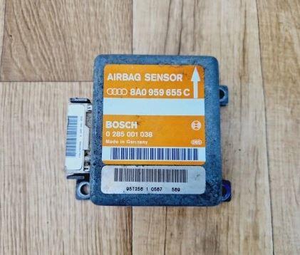 Audi A4 B5 1994-2001 sedan 1.6 petrol MT 74 kW 1999  Modul 8A0959655C 0285001038
