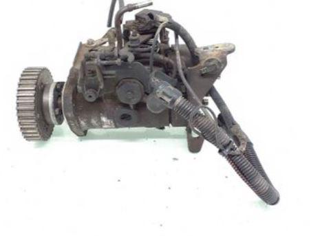 Ford Mondeo Mk2 1996-2000 sedan 1.8 TD diesel MT 66 kW 1998  Vstrekovacie čerpadlo 8448B043C 563949 9107202ZB