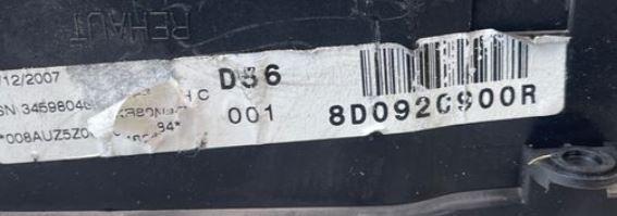 Audi A4 B5 1994-2001 combi 2.5 TDI diesel MT 110 kW 1998  Prístrojová doska 8D0920900R