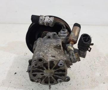 Mercedes E W210 1995-2002 combi 2.9 TD diesel AT 95 kW 1996  Servočerpadlo 0024661901