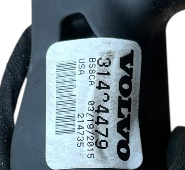 Volvo V40 II 2012-2019 hatchback 2.0 D2 diesel MT 88 kW 2016  Spätné zrkadlo vnútorné 31424479