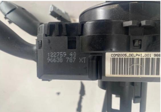 Peugeot 308 I 2007-2013 hatchback 1.4 16v petrol MT 72 kW 2010  Prepínač 96638787XT
