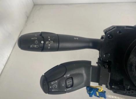 Peugeot 308 I 2007-2013 hatchback 1.4 16v petrol MT 72 kW 2010  Prepínač 96638787XT