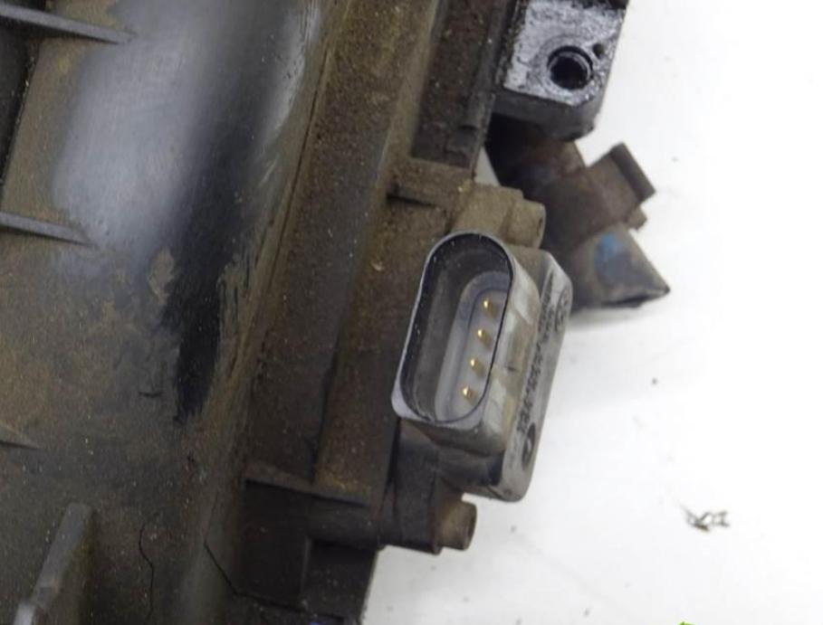 Skoda Octavia I 1996-2010 combi 1.6 8v petrol MT 74 kW 1999  Sacie potrubie 032129711G