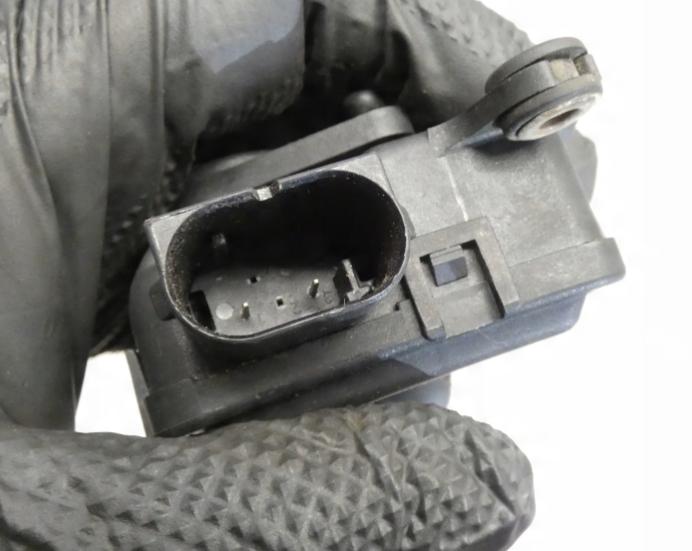 Opel Zafira A 1999-2005 hatchback 1.6 16v petrol MT 74 kW 2002  Motorček kúrenia 0132801134