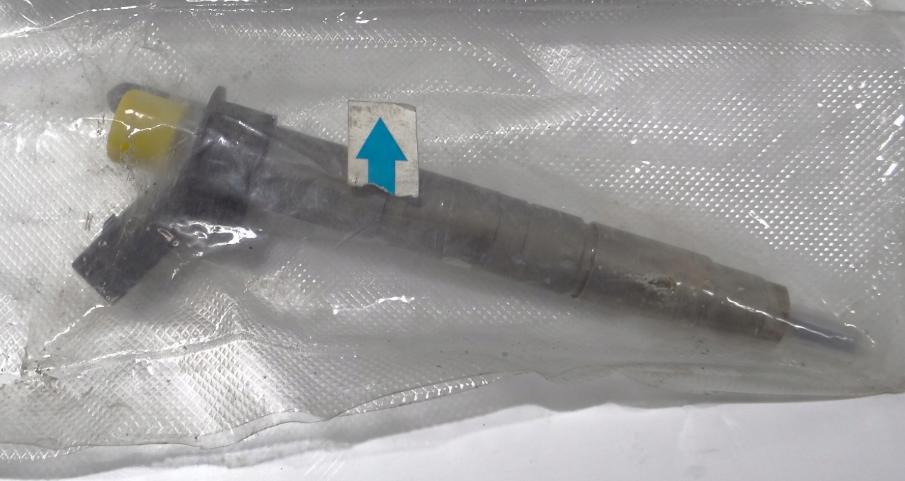 BMW 3 E90 2005-2013 sedan 2.0 diesel MT 120 kW 2006  Vstrekovač paliva 0986435394