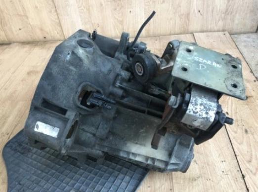 Volkswagen Sharan I 1995-2010 combi 1.9 TDI diesel MT 81 kW 1997  Prevodovka 957T7F096
