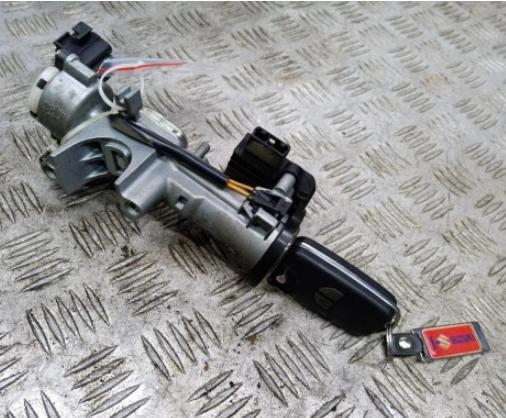 Suzuki Grand Vitara II 2005-2014 hatchback 1.9 DDiS diesel MT 95 kW 2009  Spínacia skrinka 33970-67J0