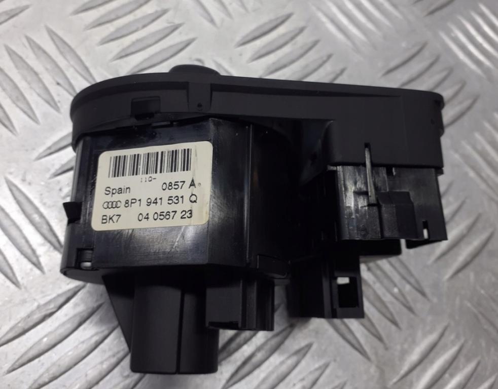 Audi A3 8P 2003-2012 hatchback 1.8 TFSI petrol MT 118 kW 2009  Prepínač svetiel 8P1941531Q