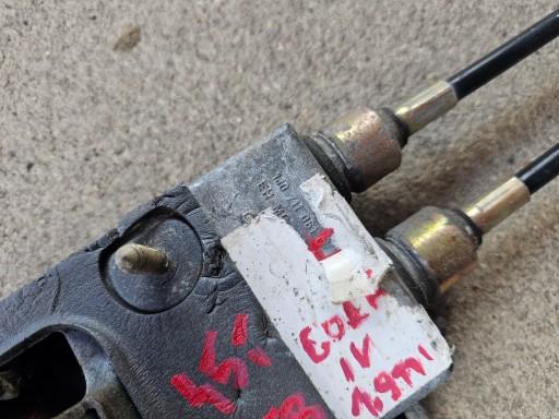 Volkswagen Golf IV 1997-2003 hatchback 1.9 TDI diesel MT 74 kW 2002  Rýchlostná páka (kulisa) 1J0711061C