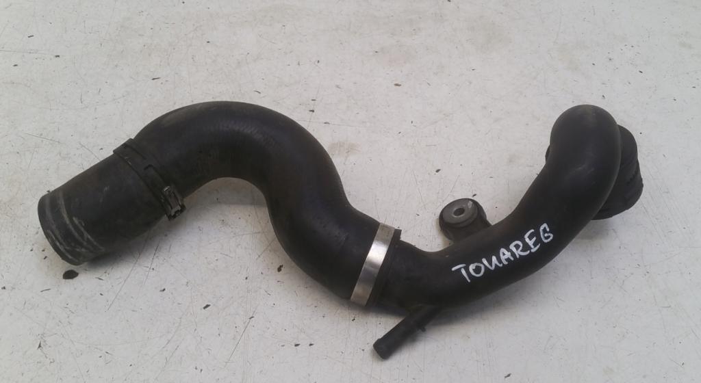 Volkswagen Touareg I 2002-2010 hatchback 5.0 TDI V10 diesel AT 230 kW 2003  Rúrka chladenia vody 7L6122291T