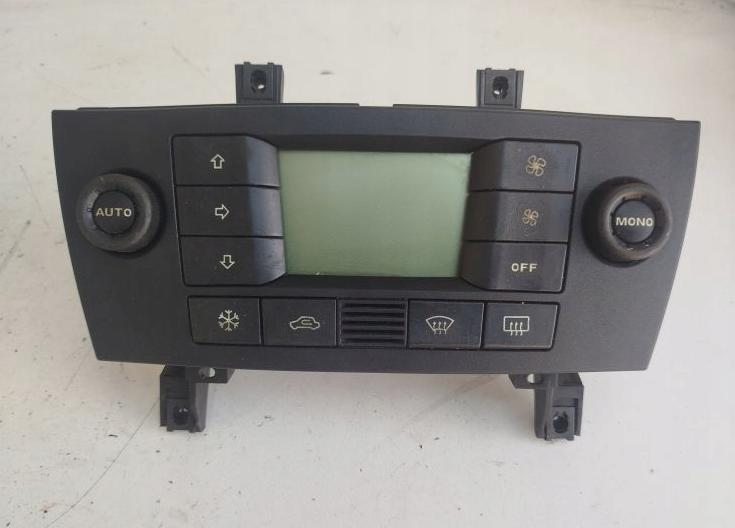 Fiat Stilo hatchback 1.4 16v petrol MT 66 kW 2004  Panel kúrenia/klimatizácie 735416077
