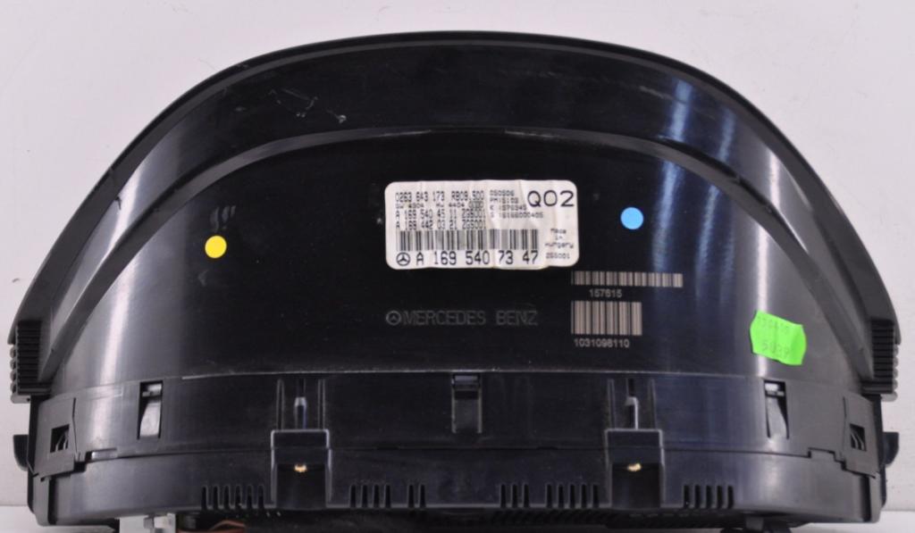 Mercedes B W245 2005-2011 hatchback 1.7 petrol AT 85 kW 2005  Prístrojová doska A1695407347